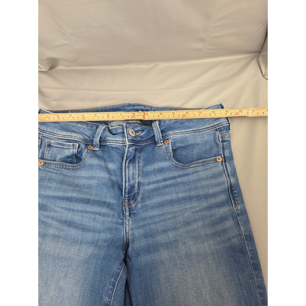 American Eagle Next Level Stretch Flare Jeans Medium Wash Size 8 Womens - Picture 3 of 15